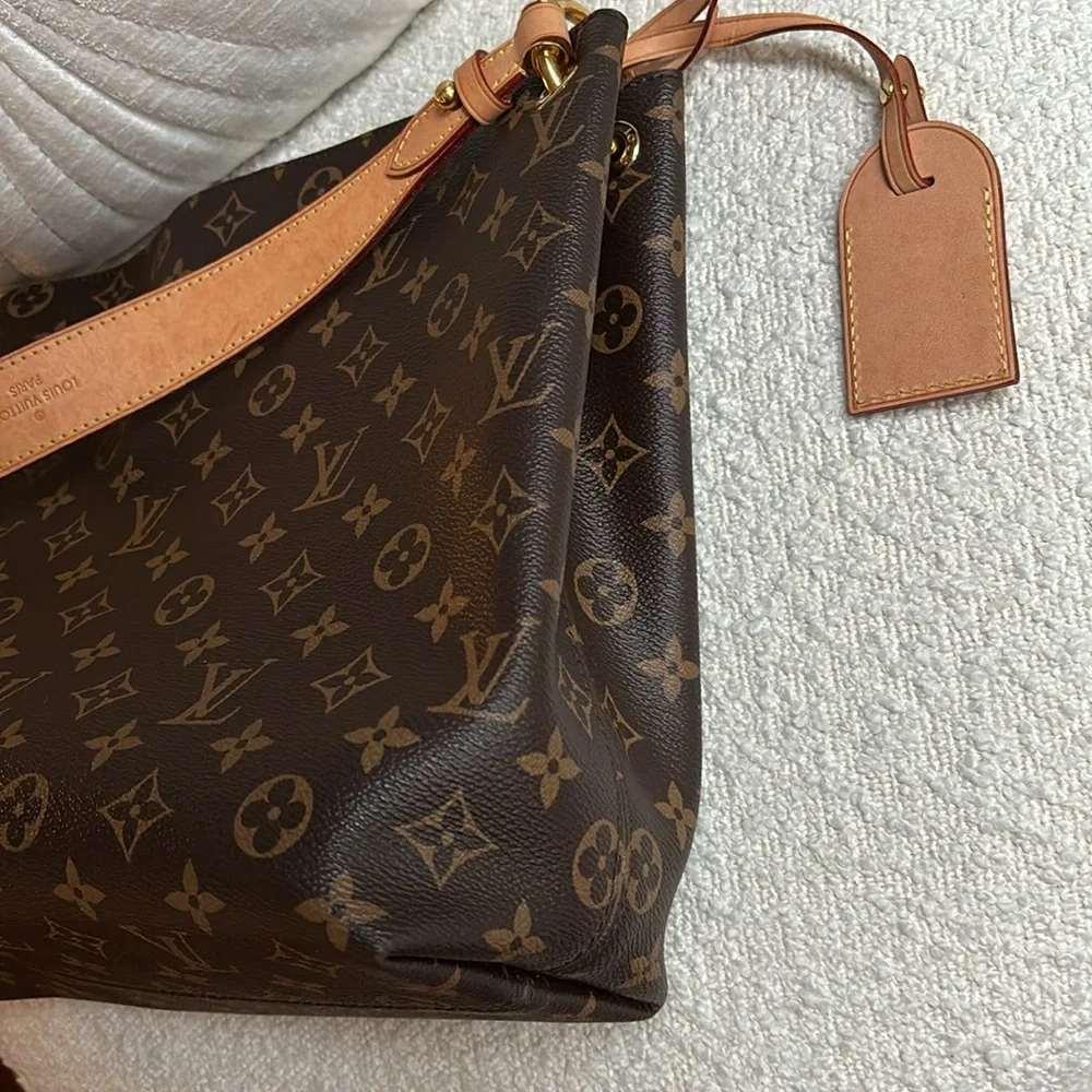 Louis Vuitton tote bag - Picture 13 of 16